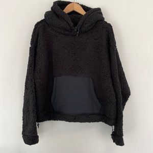 Closet closing, make offer! NWT Zella Black Medium Sherpa Hooded Fleece w/Pocket